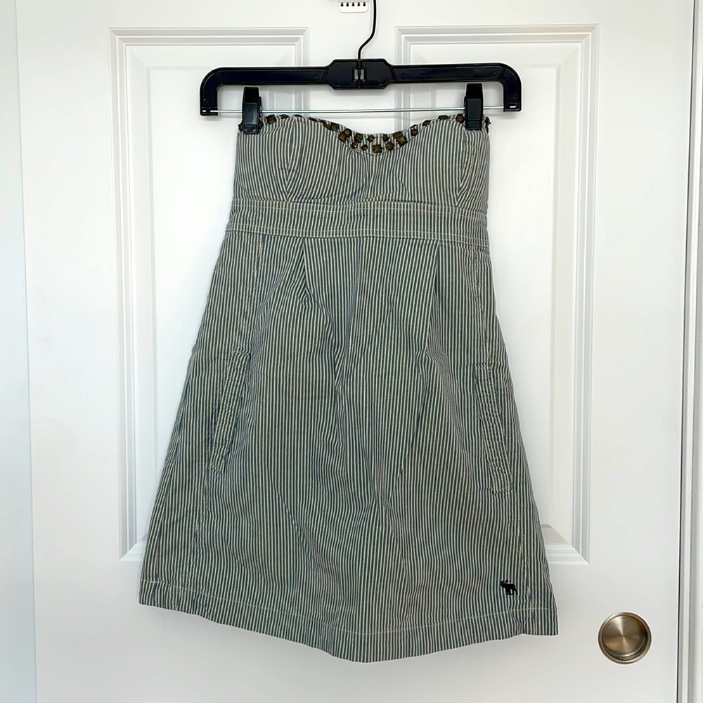 EUC Strapless Abercrombie & Fitch dress